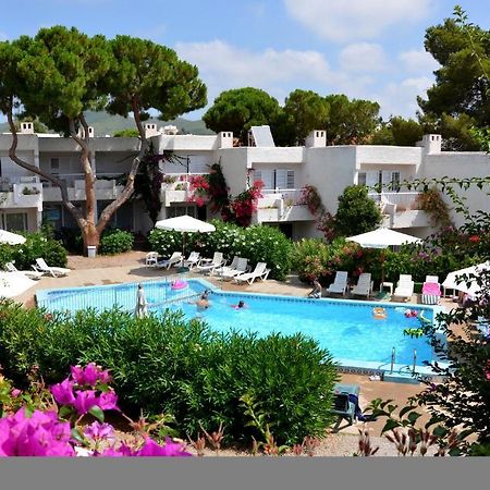 Atlas Apartments Ibiza Santa Eularia des Riu Exteriör bild