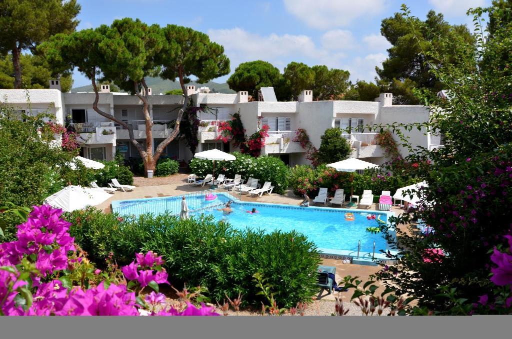 Atlas Apartments Ibiza Santa Eularia des Riu Exteriör bild