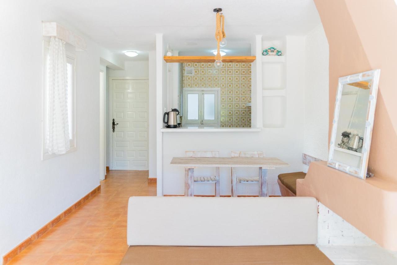 Atlas Apartments Ibiza Santa Eularia des Riu Exteriör bild