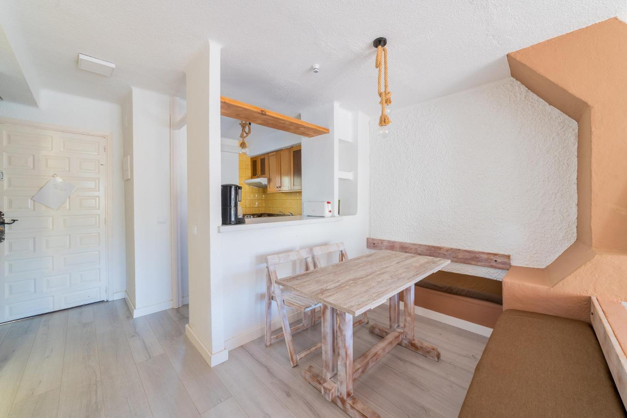 Atlas Apartments Ibiza Santa Eularia des Riu Exteriör bild