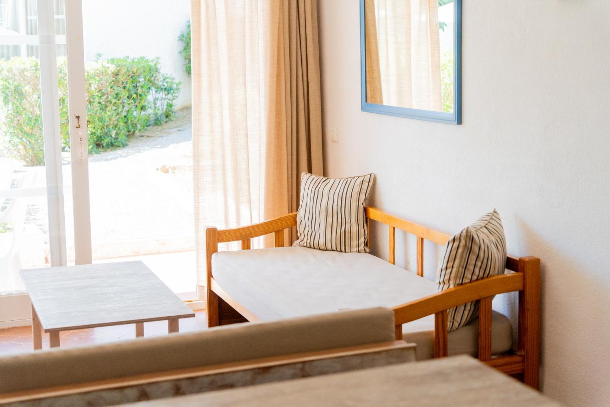 Atlas Apartments Ibiza Santa Eularia des Riu Exteriör bild