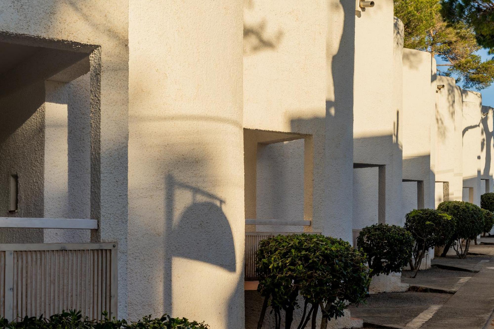 Atlas Apartments Ibiza Santa Eularia des Riu Exteriör bild